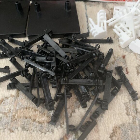 LOT CARRERA GO 1/43 SLOT CAR TRACK BRIDGE RISER POLE SUPPORTS BASES ACCESSORIES - Picture 7 of 10